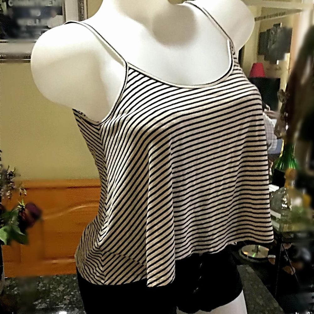 Tillys Flowy Tank - Picture 4 of 5